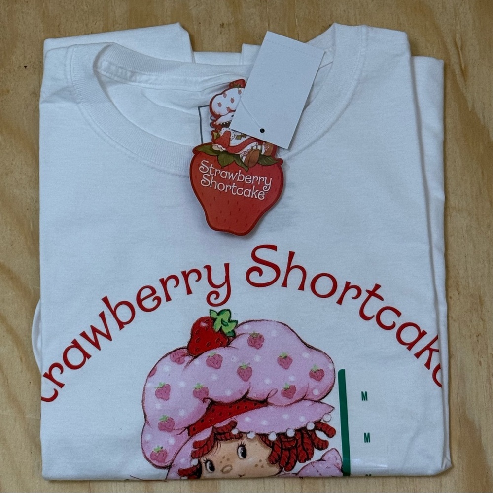 Strawberry Shortcake Graphic Tee Shirt White Size M | Brand New w/ Tags - Picture 5 of 6